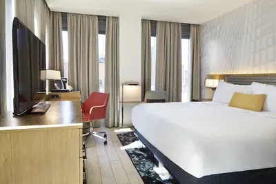Photo 4 - Hotel Indigo Atlanta Downtown by IHG