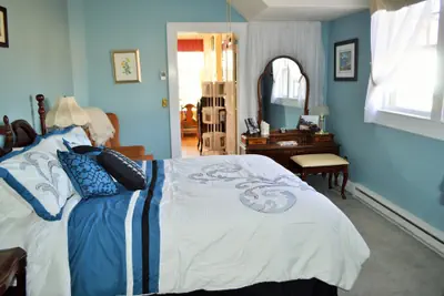 Photo 3 - Heathwood Inn
