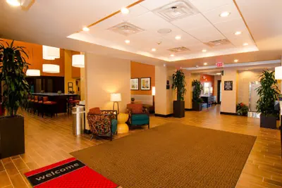 Photo 3 - Hampton Inn & Suites Huntsville