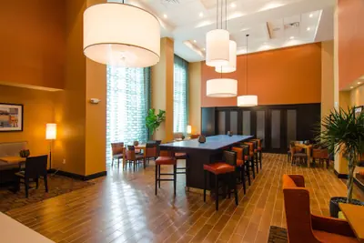 Photo 4 - Hampton Inn & Suites Huntsville