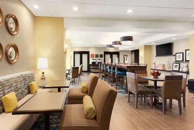Photo 5 - Hampton Inn Kennewick at Southridge