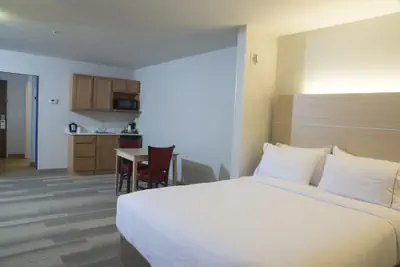 Photo 4 - Holiday Inn Express & Suites Port Huron by IHG