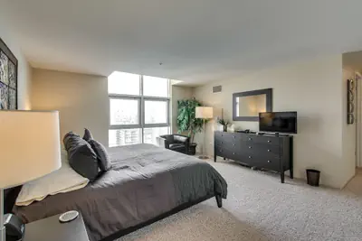 Photo 2 - The Penthouse at Grand Plaza