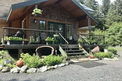 Photo 2 - Twin Peaks Lodge and RV Park