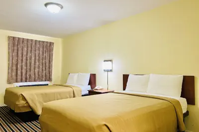 Photo 5 - Suite 16 Motel