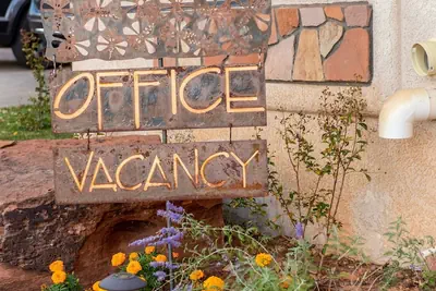 Photo 3 - Red Rock Inn