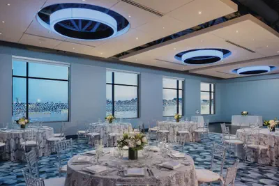 Photo 3 - Aloft by Marriott Boston Seaport District