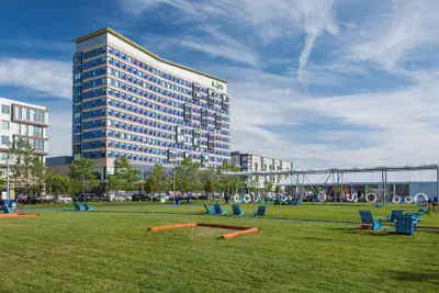 Photo 2 - Aloft by Marriott Boston Seaport District