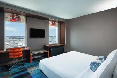 Photo 5 - Aloft by Marriott Boston Seaport District