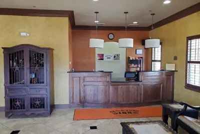 Photo 5 - Eagle Ford Inn