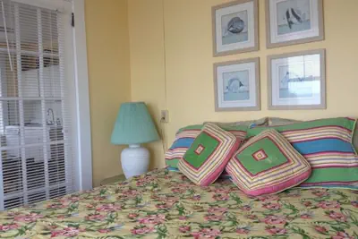 Photo 5 - Sun N Fun Beachfront Vacation Rentals