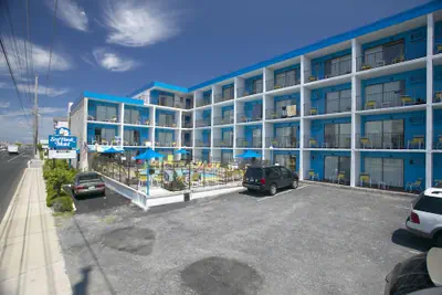 Photo 2 - Sea Hawk Motel