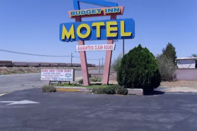 Photo 2 - Budget Inn Boron