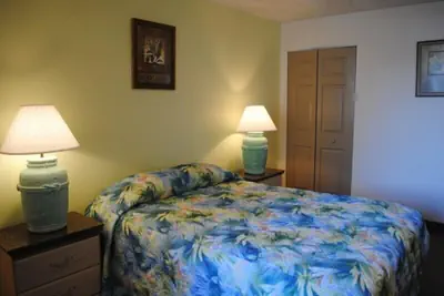 Photo 5 - Howard Johnson by Wyndham Oceanfront Daytona Beach