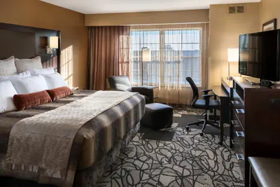 Photo 5 - ClubHouse Hotel & Suites - Fargo