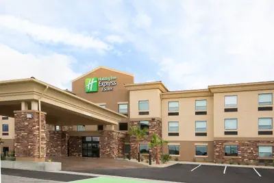 Photo 2 - Holiday Inn Express & Suites Pahrump by IHG
