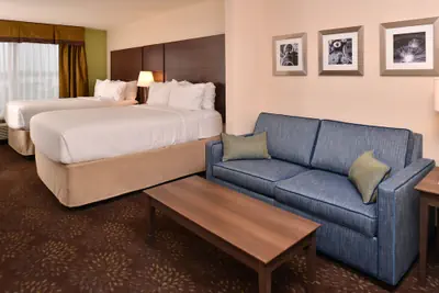 Photo 3 - Holiday Inn Express & Suites Dearborn SW - Detroit Area by IHG