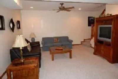 Photo 4 - Tomahawk House