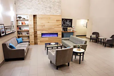Photo 3 - Country Inn & Suites by Radisson, Harrisburg West Mechanicsburg