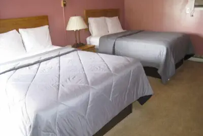 Photo 5 - The Rome Motel