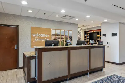 Photo 2 - Hampton Inn Mesa Verde/Cortez