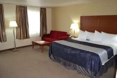 Photo 3 - Baymont by Wyndham Grand Forks