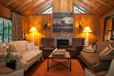 Photo 2 - Harmony Ridge Lodge