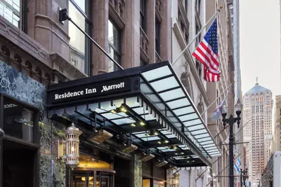 Photo 2 - Residence Inn Chicago Downtown/Loop