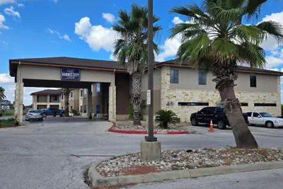 Photo 2 - Karnes City Lodge