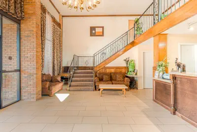 Photo 4 - Rodeway Inn & Suites Jefferson