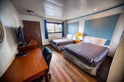 Photo 4 - Budget Inn Motel