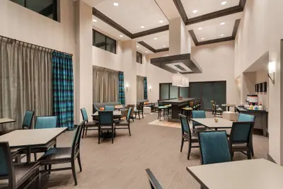 Photo 5 - Hampton Inn & Suites West Des Moines/SW Mall Area