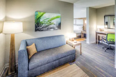 Photo 5 - Holiday Inn Express & Suites Cleveland West - Westlake by IHG