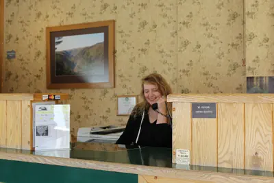 Photo 2 - The Canyon Motel