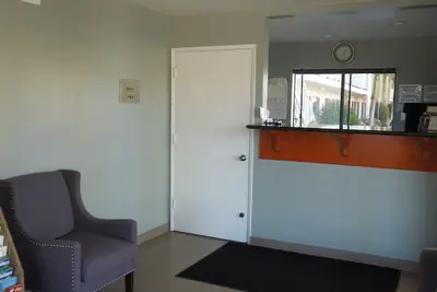 Photo 3 - National Inn Garden Grove