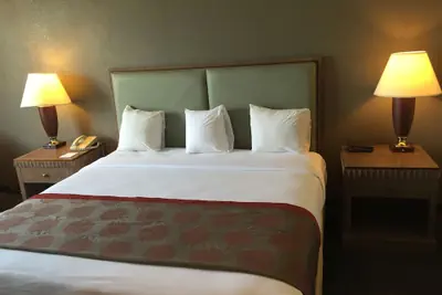 Photo 5 - Economy Inn & Suites Shreveport
