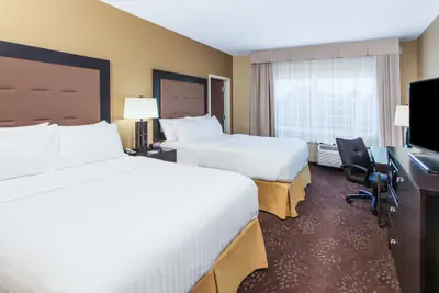 Photo 5 - Holiday Inn Express & Suites Sandusky by IHG