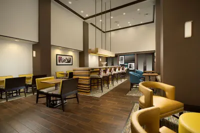 Photo 4 - Hampton Inn & Suites Syracuse/Carrier Circle