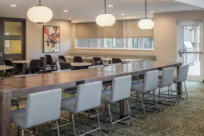 Photo 4 - Residence Inn by Marriott Houston City Place