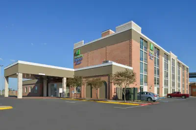 Photo 2 - Holiday Inn Express & Suites Shreveport - Downtown by IHG