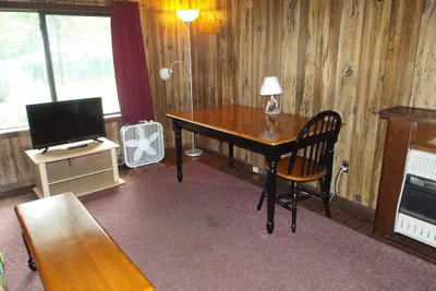 Photo 5 - Hemlock Campground And Cottages