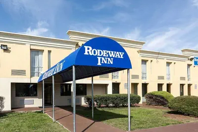 Photo 2 - Rodeway Inn Joint Base Andrews Area