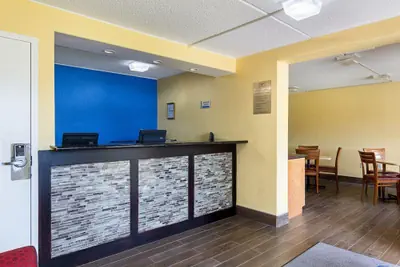Photo 5 - Rodeway Inn Joint Base Andrews Area