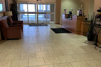 Photo 5 - MainStay Suites Sidney - Medical Center