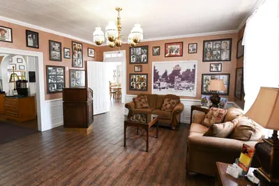 Photo 3 - Parry Lodge