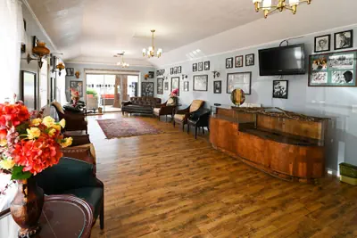 Photo 4 - Parry Lodge