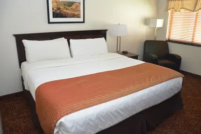Photo 4 - Roosevelt Inn and Suites