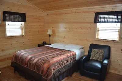 Photo 3 - Roosevelt Inn and Suites