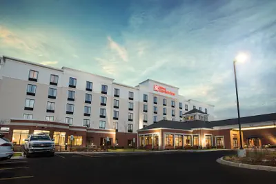 Photo 2 - Hilton Garden Inn Bolingbrook I-55
