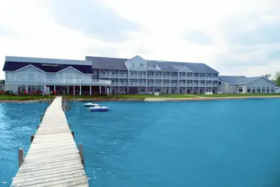 Photo 2 - Lakeside Resort and Conference Center